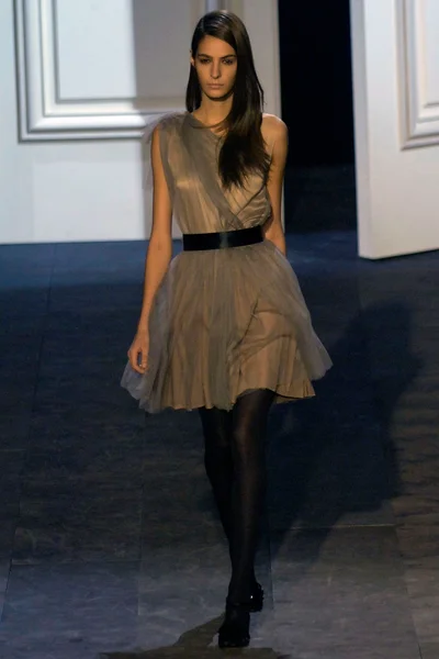 Look 18